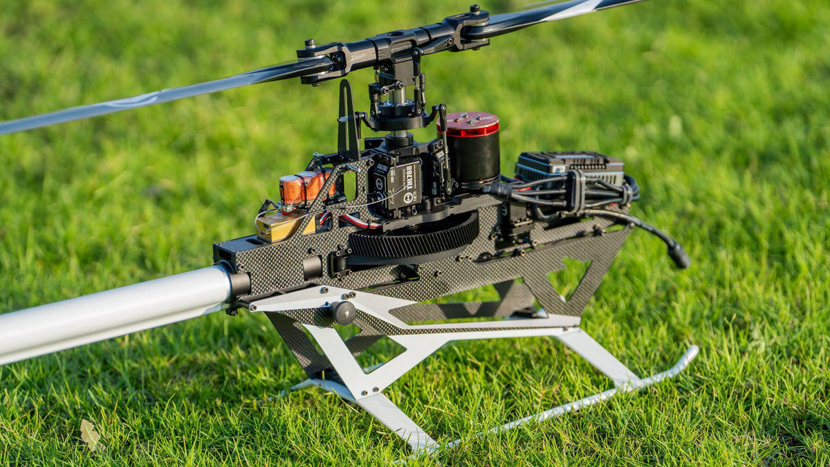 ***PRE-ORDER*** XLPower Stratos 700 Helicopter Kit - With Azure Power 700 Pro Main And 105 Pro Tail Blades