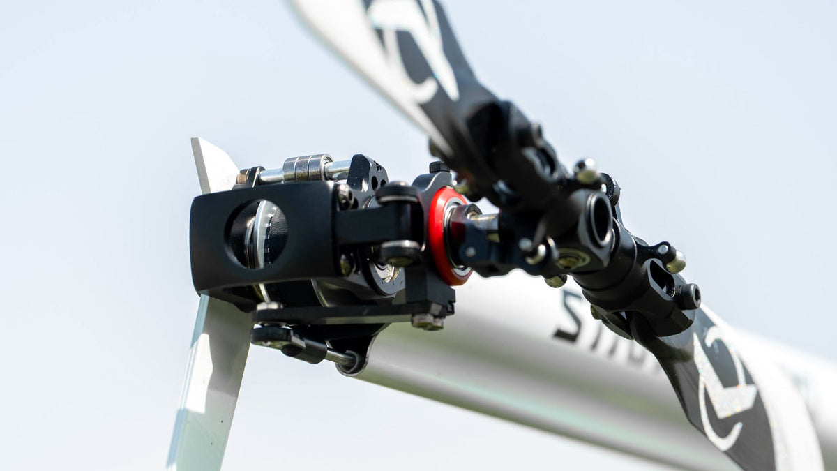 ***PRE-ORDER*** XLPower Stratos 700 Helicopter Kit - With Azure Power 700 Pro Main And 105 Pro Tail Blades